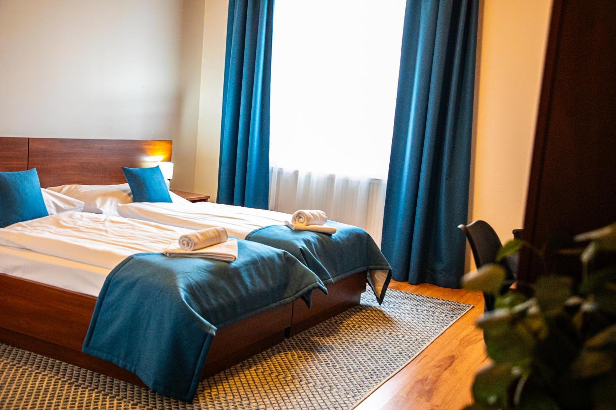 Hotel Rozalka Pezinok Dış mekan fotoğraf