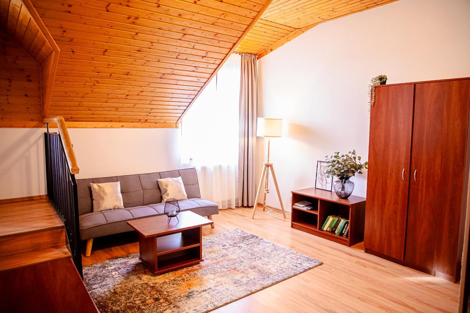 Hotel Rozalka Pezinok Dış mekan fotoğraf
